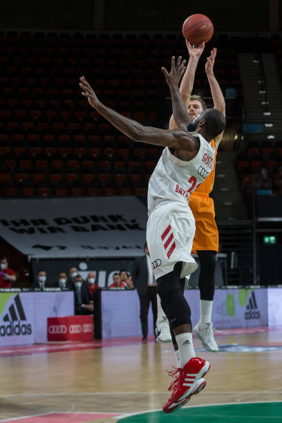 而郑钦文的 而郑钦文的