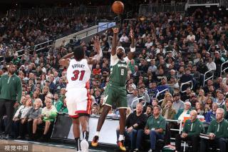 而郑钦文的 而郑钦文的