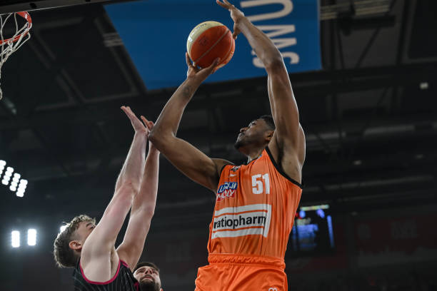 尽管双方控 尽管双方控